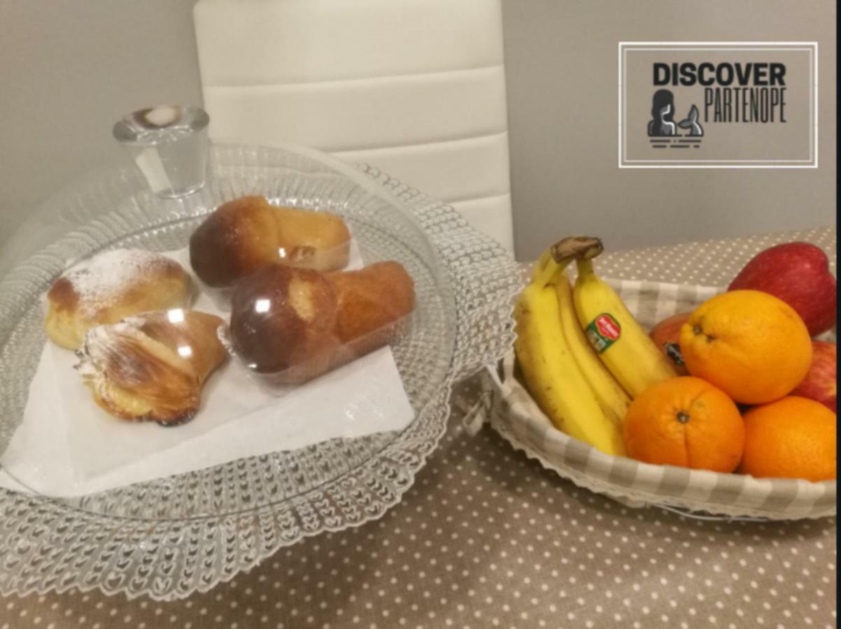 Discover Partenope Nápoly Kültér fotó